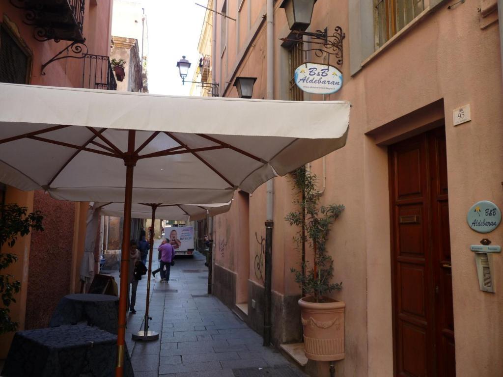 Aldebaran Centro Storico Cagliari Exterior foto
